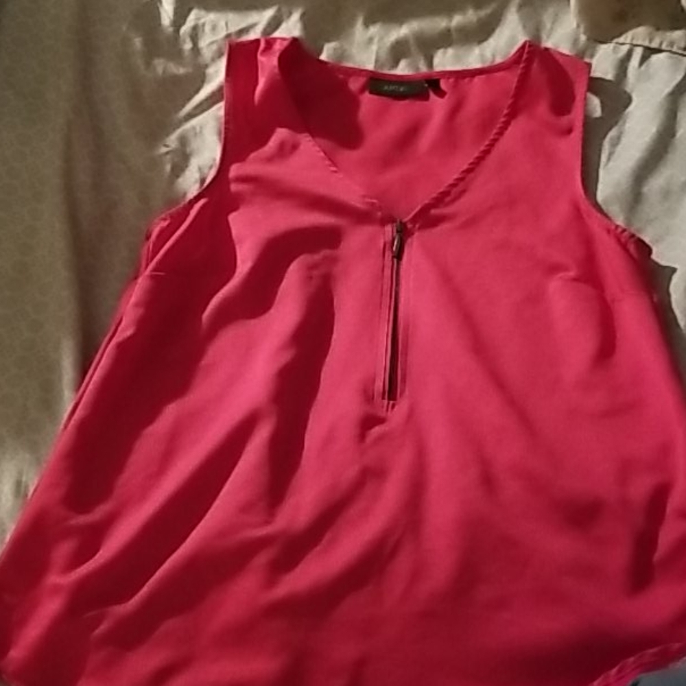APT 9 cute but sexy blouse 🥰❤